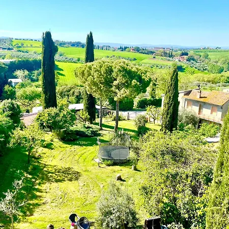 Two Bedroom With Breathtaking Views Large Balcony In A Cool Umbrian Village Apartamento Gioiella