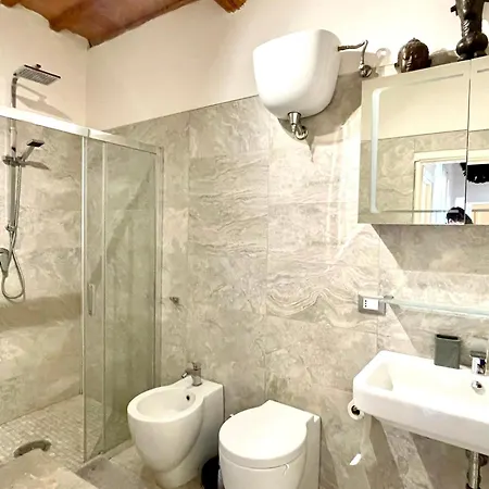 Gorgeous Private In A Local Village With Spectacular Views *
